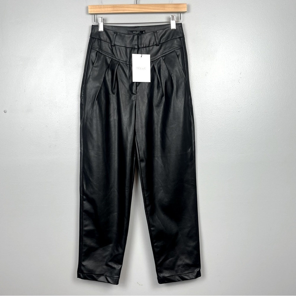 NWT Deluc black faux leather polyurethane pleated high rise pants, XS.